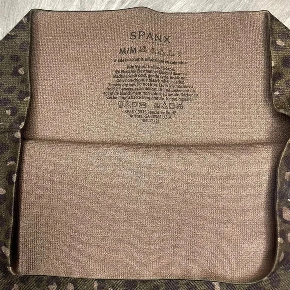 Spanx Look At Me Now Seamless Womens Leopard Olive Leggings Size Medium M - Picture 9 of 12